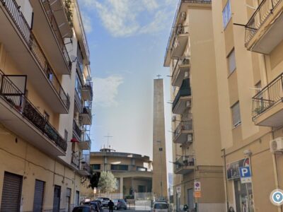 Diritti di proprietà superficiaria per la quota di 1/1 su Appartamento ubicato al terzo piano sotto strada