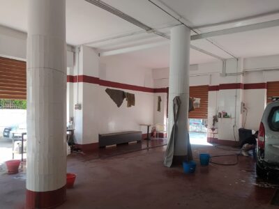 Pontecagnano Faiano, zona centrale, avviata attività di autolavaggio con spazi esterni, attrezzature in ottimo stato, documenti in regola, prezzo affare, no perditempo, per info 3923431998.
