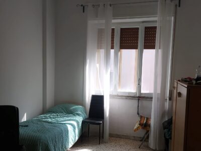 Pastena: Appartamento mq 120 al centro di via Madonna di Fatima, Salerno - 4 camere con cucina abitabile, wc, 2 ampi Ripostigli, piano intermedio, luminoso, vista mare