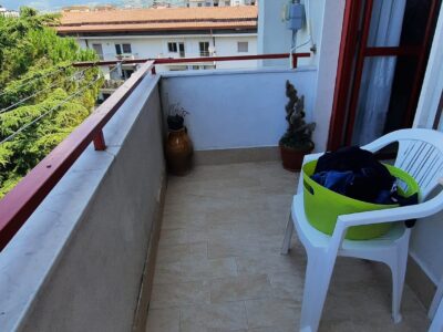 S. ANTONIO DI PONTECAGNANO 🌹🌹 Appartamento in Parco di circa 80 mq composto da ingresso, soggiorno ,cucina, 2 ampie camere da letto, bagno , possibilità di creare secondo bagno e terza camera da letto ,sottotetto, posto aut